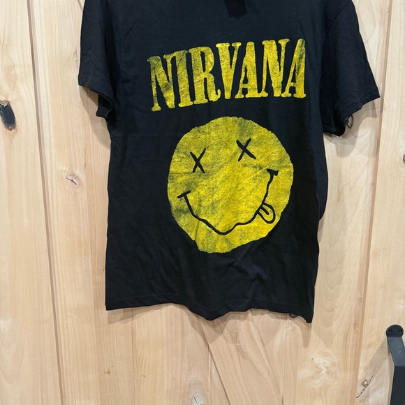 Nirvana T Shirt Black Size Small American Rock Band Classic Graphic Tee Cotton - Picture 2 of 8